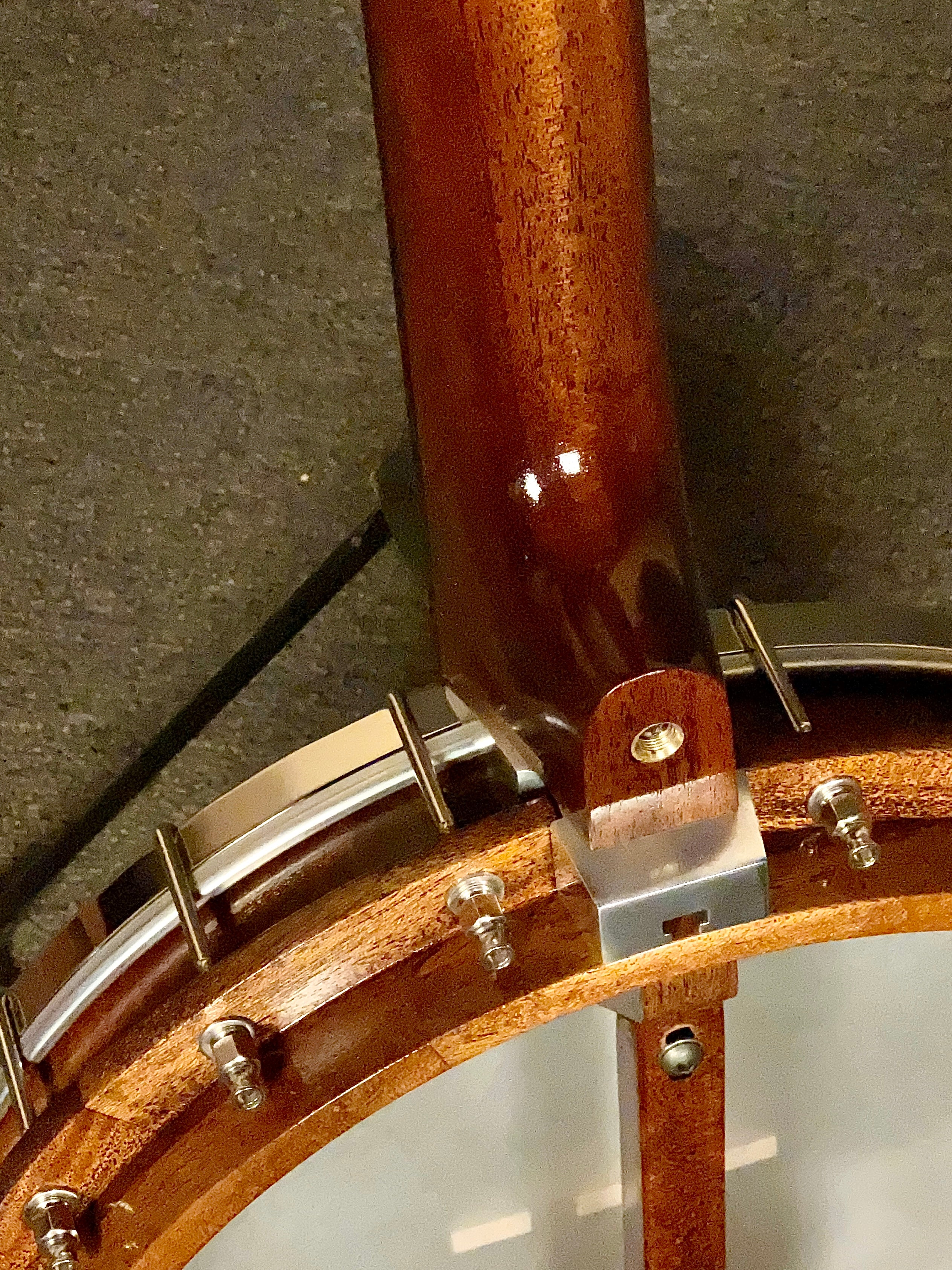 Nechville Mahogany Atlas 12"