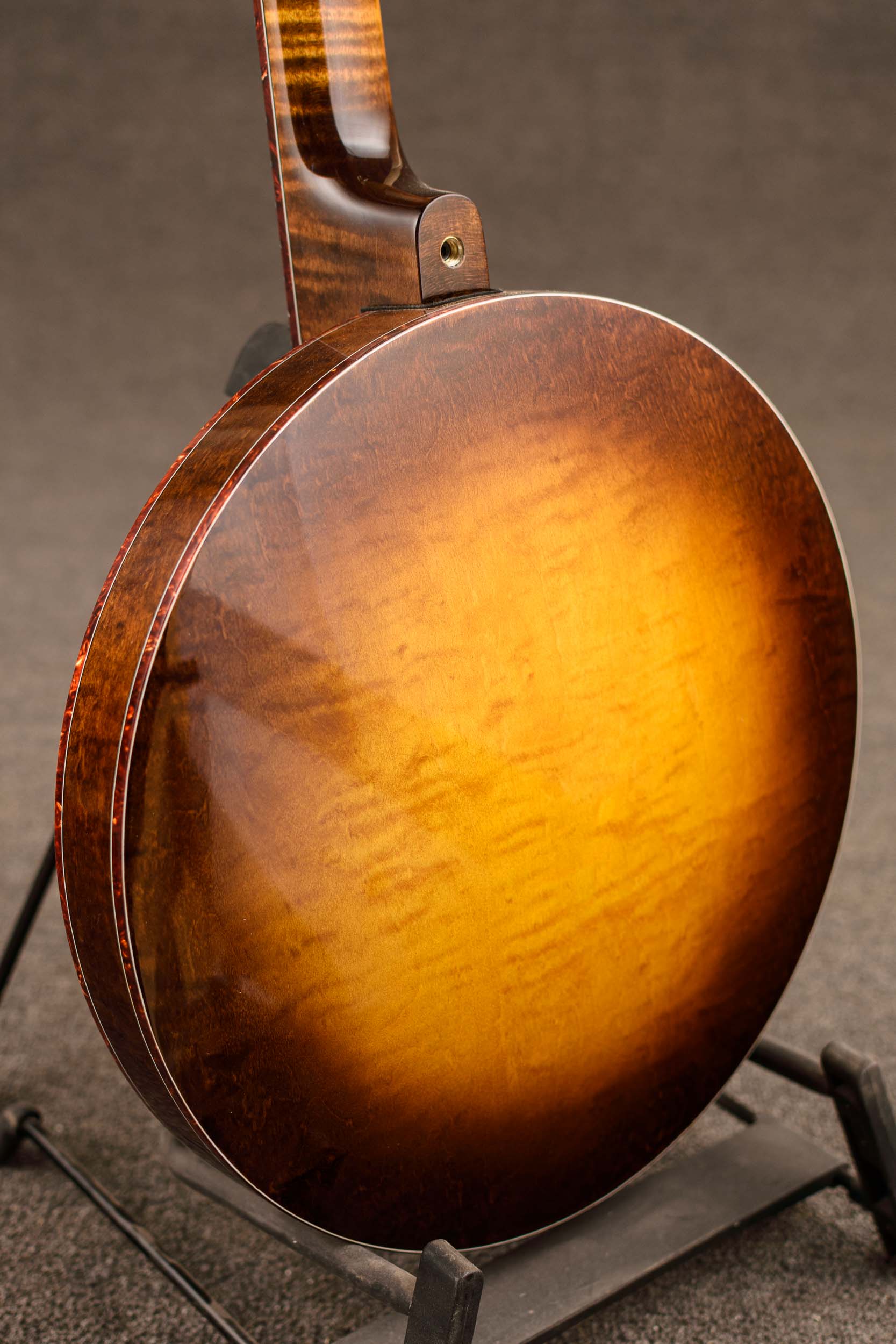 Nechville Aries 5 String Bluegrass Banjo w/ Custom Honey Amber Finish